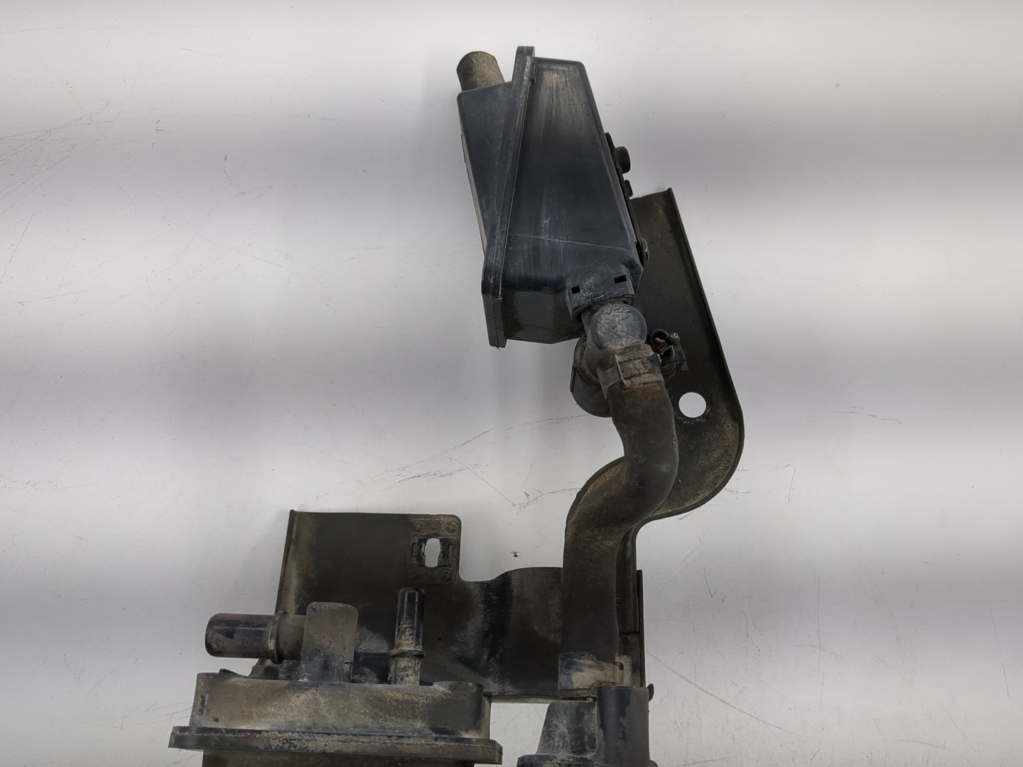 2015 Hyundai Elantra Fuel Vapor Charcoal Canister 1461872 - Oemusedautoparts1.com