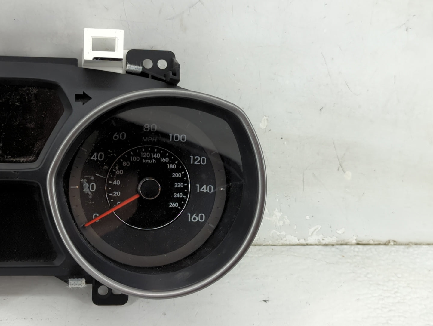 2014-2016 Hyundai Elantra Instrument Cluster Speedometer Gauges P/N:3900022826 120412, 94001-3Y520 Miles: Fits Fits 2014 201