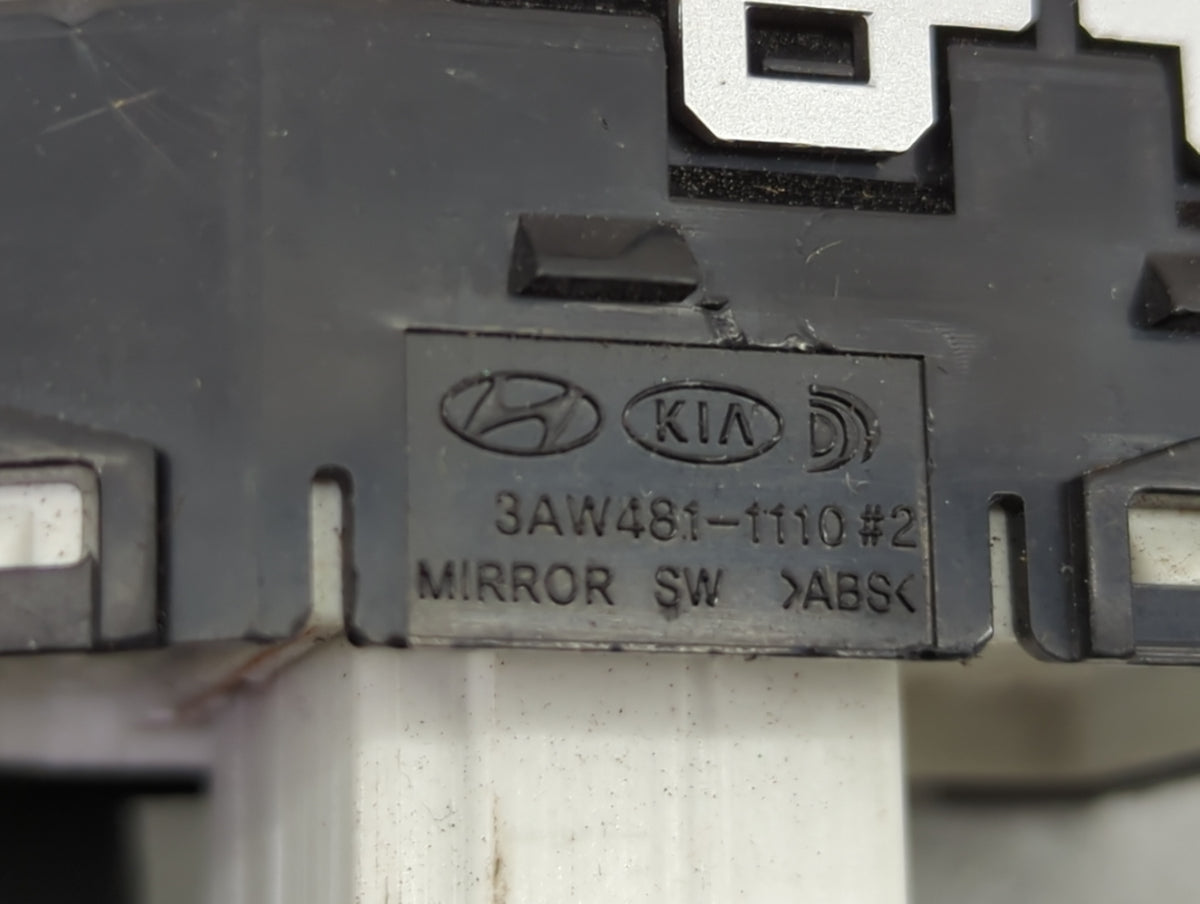 2015 Hyundai Elantra Master Power Window Switch Replacement Driver Side Left P/N:3AW481-1110 Fits OEM Used Auto Parts - Oemu