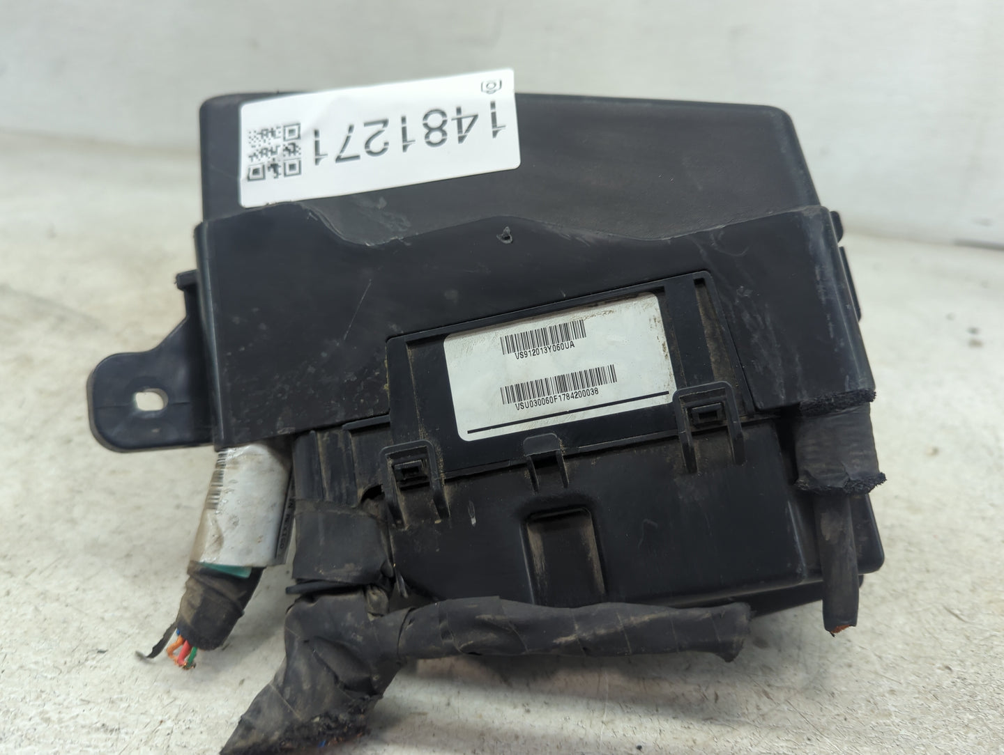 2015 Hyundai Elantra Fusebox Fuse Box Panel Relay Module P/N:MG666013 91957-3X100, V5U030060F17842000039, V5S120191Y060UA Fi
