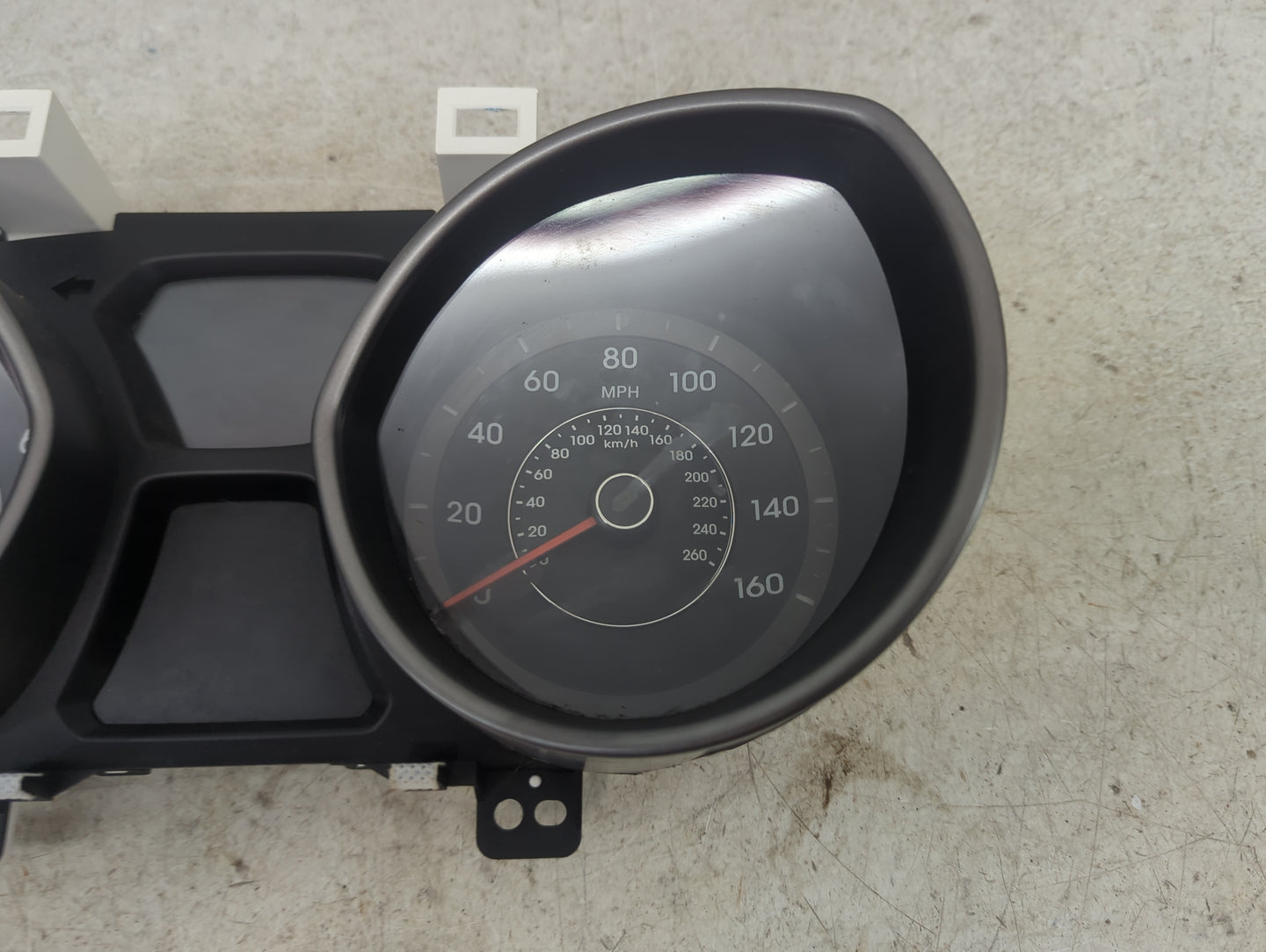 2014-2016 Hyundai Elantra Instrument Cluster Speedometer Gauges P/N:94004-3Y010 Miles: Fits Fits 2014 2015 2016 OEM Used Aut