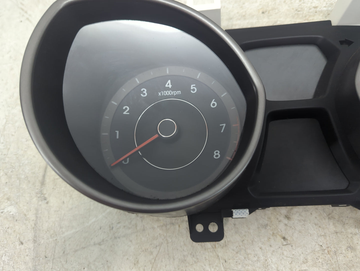 2014-2016 Hyundai Elantra Instrument Cluster Speedometer Gauges P/N:94004-3Y010 Miles: Fits Fits 2014 2015 2016 OEM Used Aut