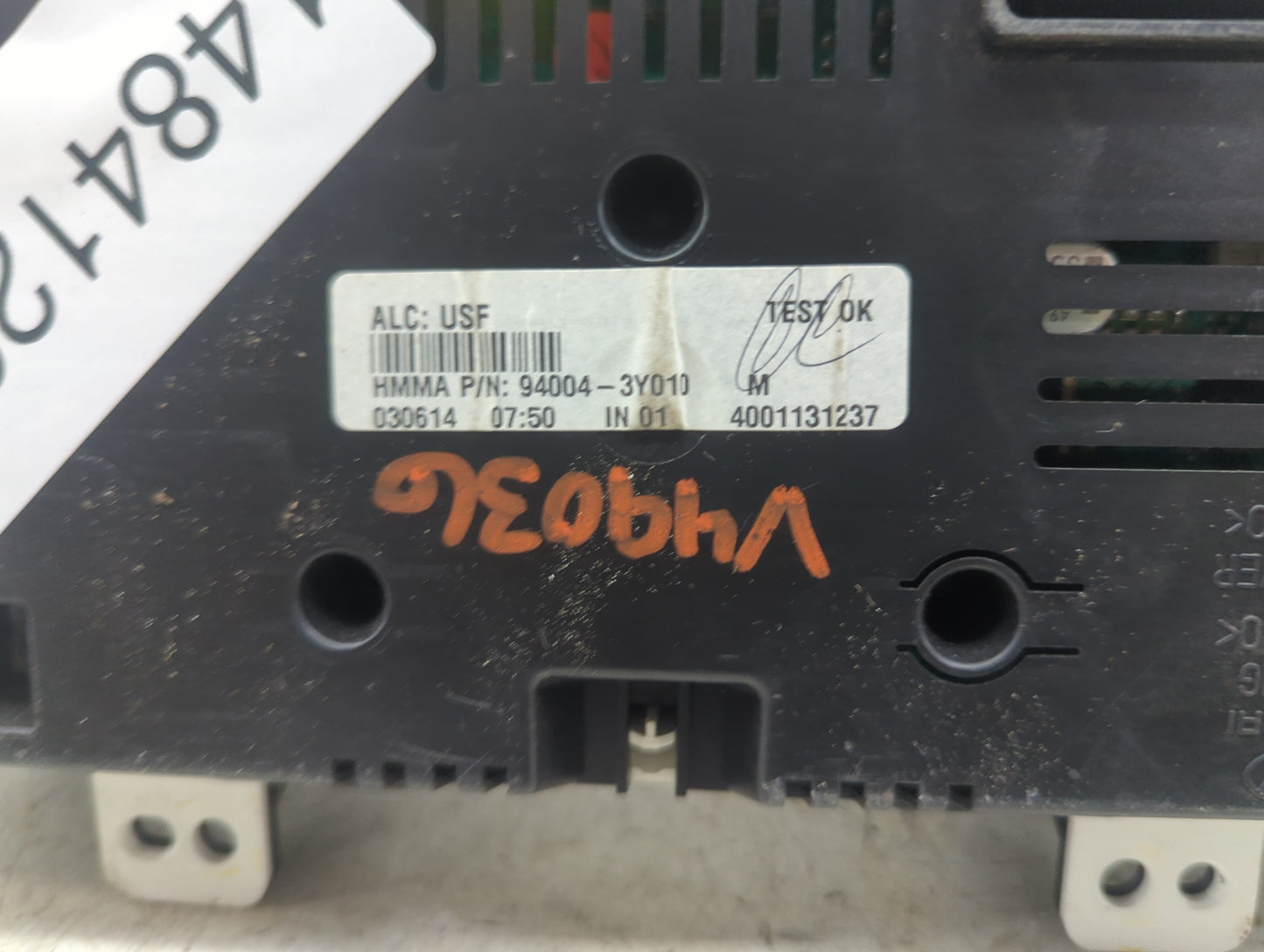 2014-2016 Hyundai Elantra Instrument Cluster Speedometer Gauges P/N:94004-3Y010 Miles: Fits Fits 2014 2015 2016 OEM Used Aut