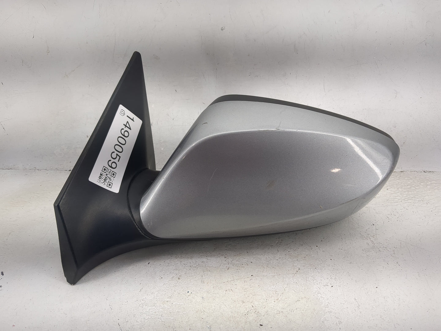 2015-2016 Hyundai Elantra Driver Side View Mirror - Left Door Mirror OEM Used - Oemusedautoparts1.com
