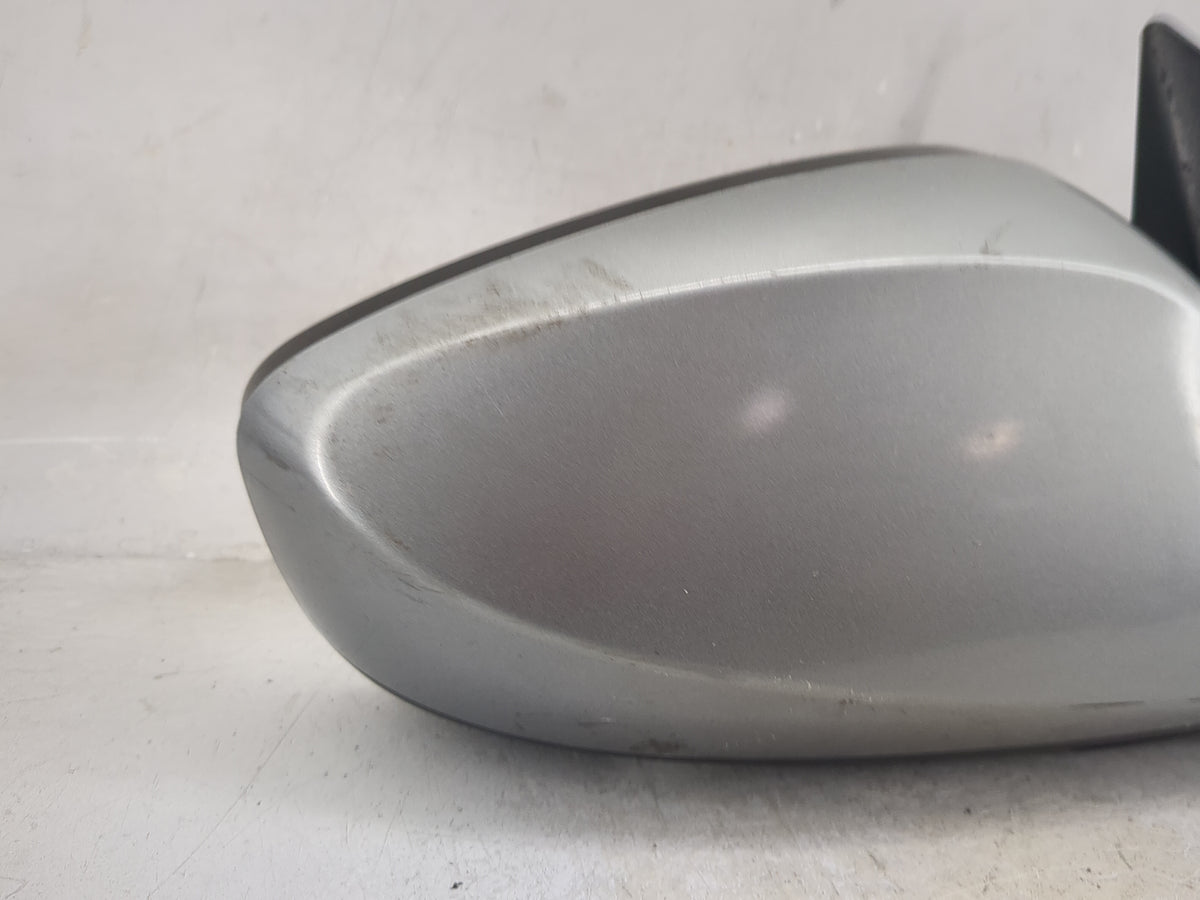 2014-2016 Hyundai Elantra Passenger Side View Mirror - Right Door Mirror OEM Used - Oemusedautoparts1.com