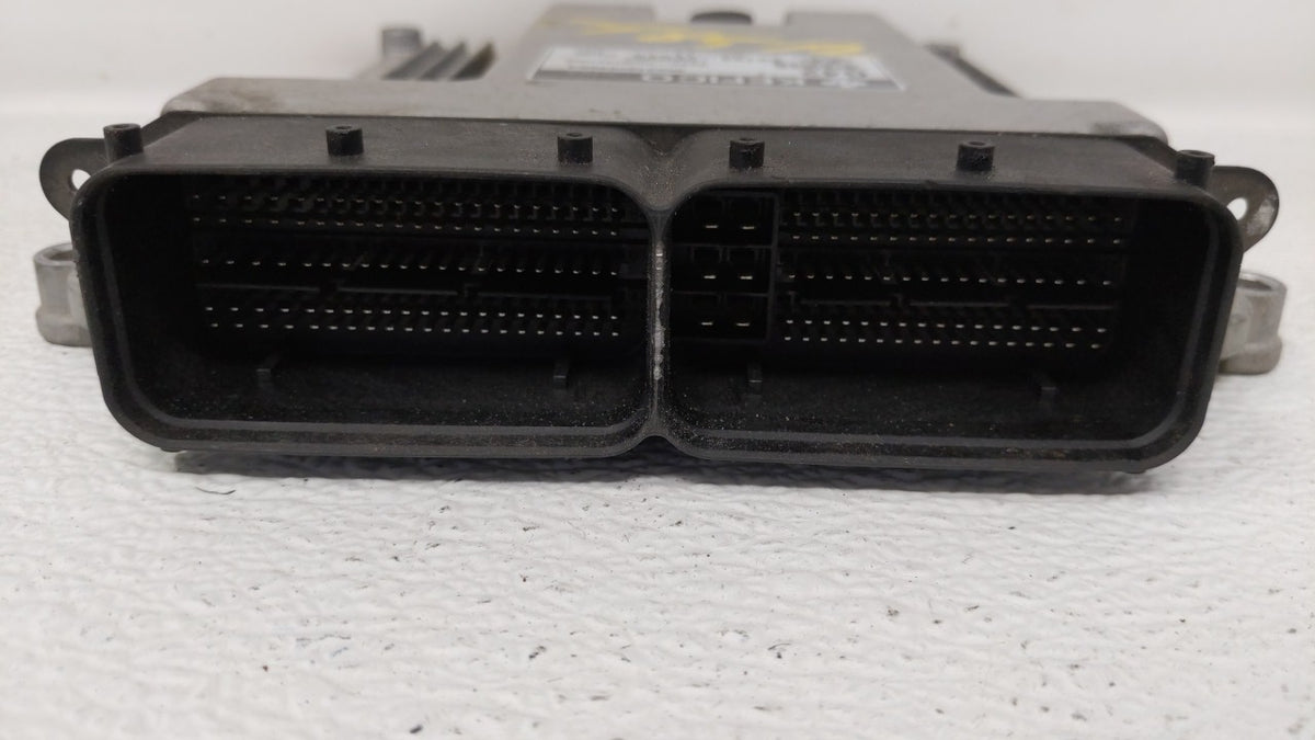 2015 Hyundai Elantra PCM Engine Control Computer ECU ECM PCU OEM P/N:39193-2EGE0 39133-2EGE0 OEM Used Auto Parts - Oemusedau