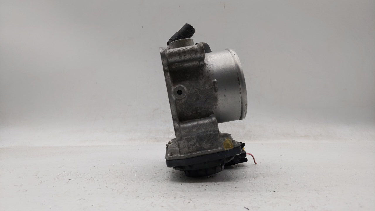 2011-2018 Hyundai Elantra Throttle Body P/N:35100-2E000 Fits Fits 2011 2012 2013 2014 2015 2016 2017 2018 2019 OEM Used Auto