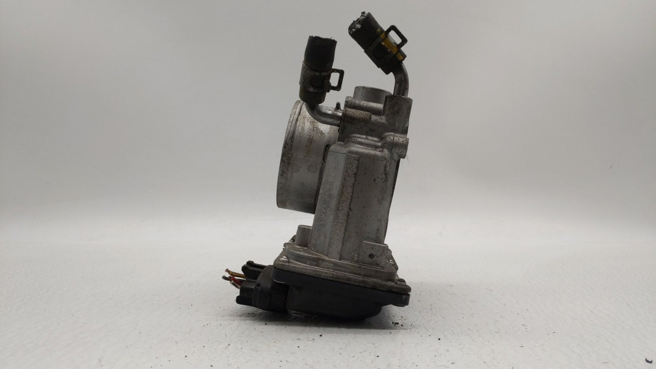 2011-2018 Hyundai Elantra Throttle Body P/N:35100-2E000 Fits Fits 2011 2012 2013 2014 2015 2016 2017 2018 2019 OEM Used Auto