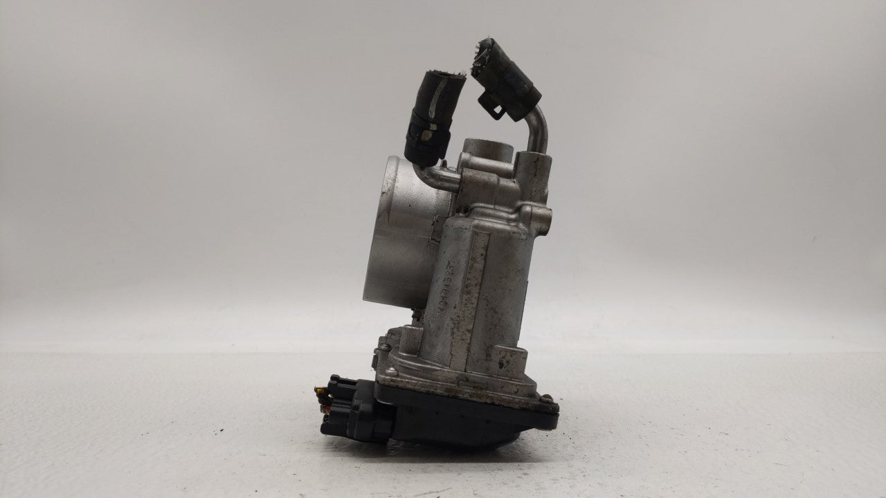 2011-2018 Hyundai Elantra Throttle Body P/N:35100-2E000 Fits Fits 2011 2012 2013 2014 2015 2016 2017 2018 2019 OEM Used Auto