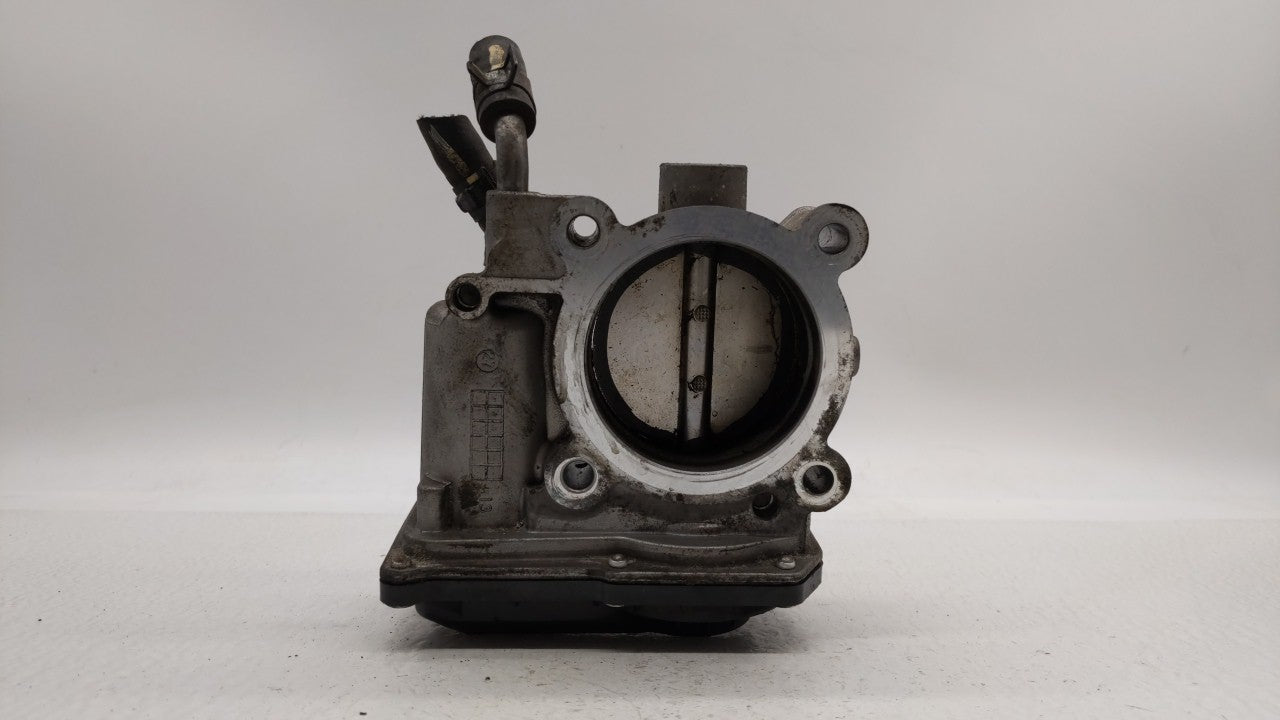 2011-2018 Hyundai Elantra Throttle Body P/N:35100-2E000 Fits Fits 2011 2012 2013 2014 2015 2016 2017 2018 2019 OEM Used Auto