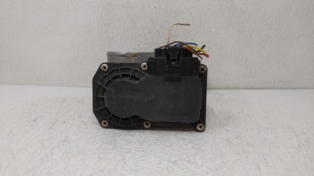 2011-2018 Hyundai Elantra Throttle Body P/N:35100-2E000 Fits Fits 2011 2012 2013 2014 2015 2016 2017 2018 2019 OEM Used Auto