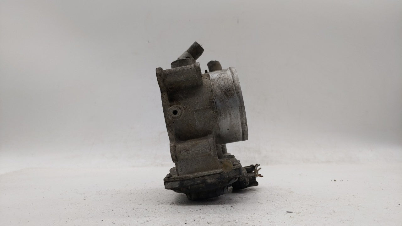 2011-2018 Hyundai Elantra Throttle Body P/N:35100-2E000 Fits Fits 2011 2012 2013 2014 2015 2016 2017 2018 2019 OEM Used Auto