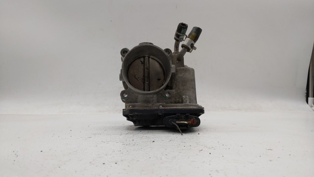 2011-2018 Hyundai Elantra Throttle Body P/N:35100-2E000 Fits Fits 2011 2012 2013 2014 2015 2016 2017 2018 2019 OEM Used Auto