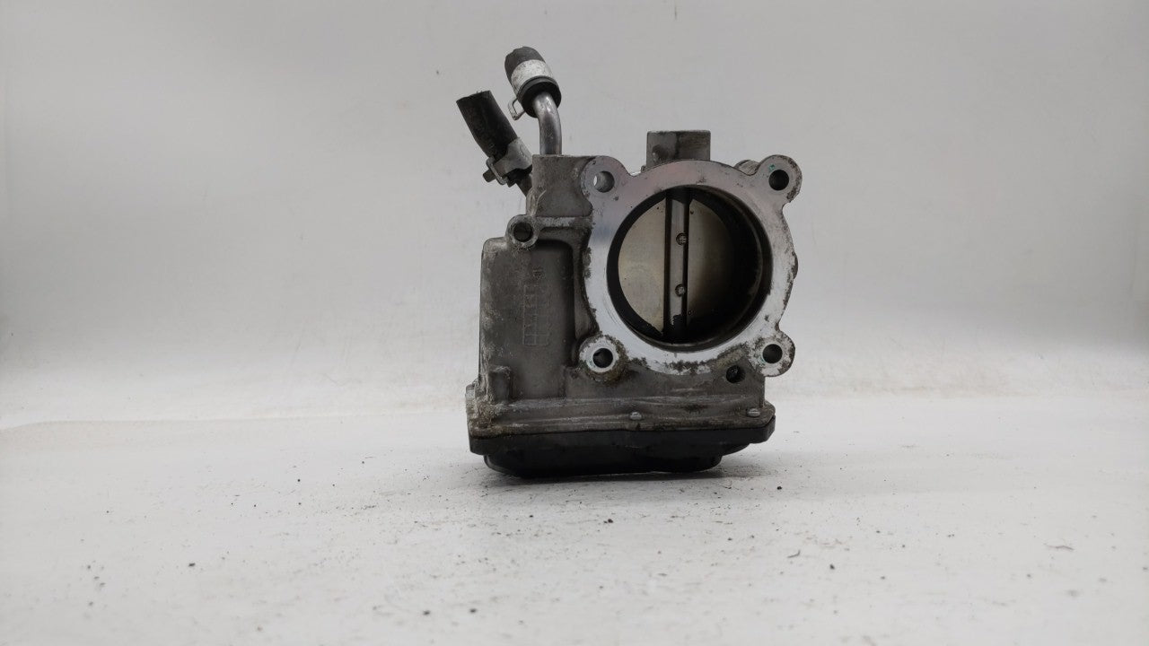 2011-2018 Hyundai Elantra Throttle Body P/N:35100-2E000 Fits Fits 2011 2012 2013 2014 2015 2016 2017 2018 2019 OEM Used Auto