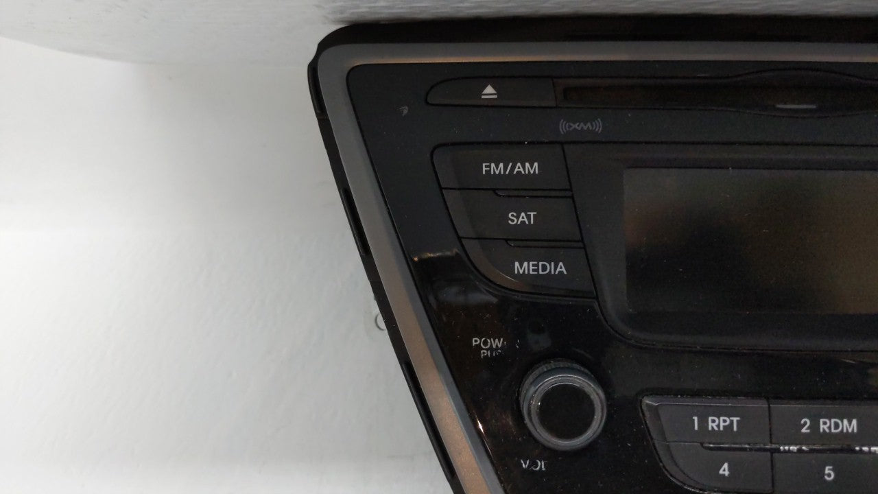 2014-2016 Hyundai Elantra Am Fm Cd Player Radio Receiver - Oemusedautoparts1.com