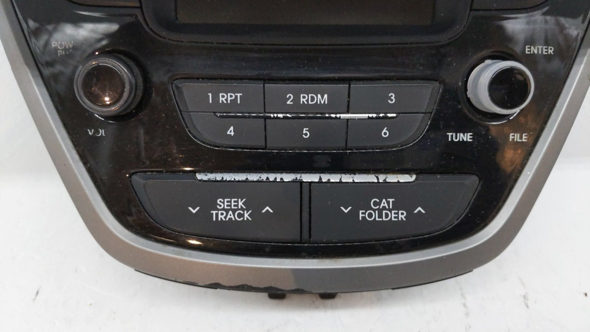 2014-2016 Hyundai Elantra Am Fm Cd Player Radio Receiver 225280 - Oemusedautoparts1.com