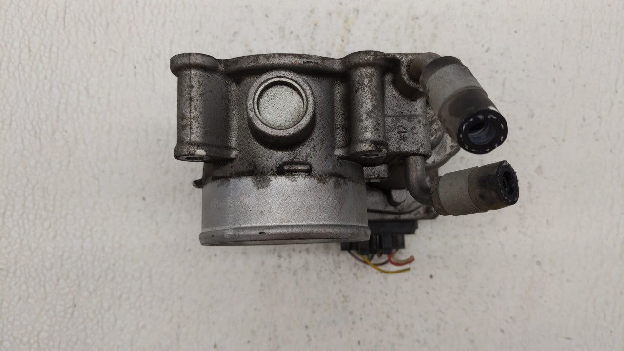 2011-2018 Hyundai Elantra Throttle Body P/N:35100-2E000 Fits Fits 2011 2012 2013 2014 2015 2016 2017 2018 2019 OEM Used Auto