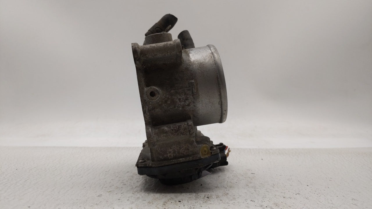 2011-2018 Hyundai Elantra Throttle Body P/N:35100-2E000 Fits Fits 2011 2012 2013 2014 2015 2016 2017 2018 2019 OEM Used Auto