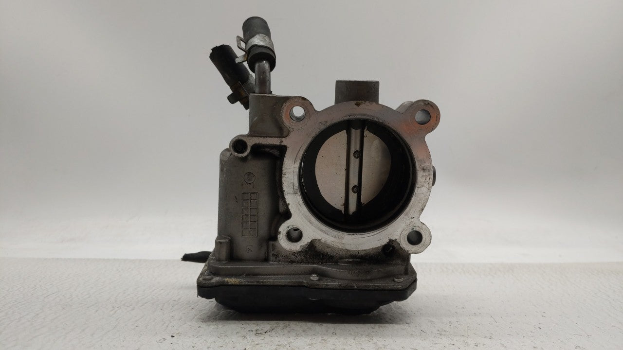 2011-2018 Hyundai Elantra Throttle Body P/N:35100-2E000 Fits Fits 2011 2012 2013 2014 2015 2016 2017 2018 2019 OEM Used Auto