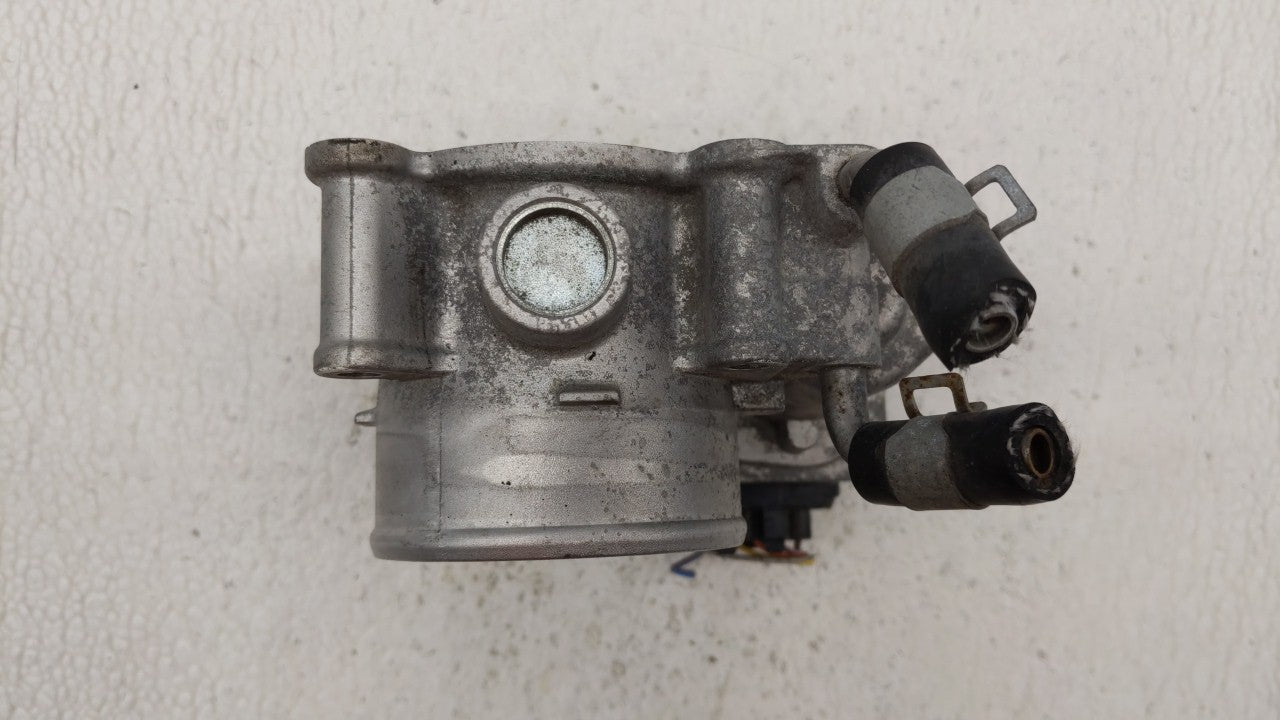 2011-2018 Hyundai Elantra Throttle Body P/N:35100-2E000 Fits Fits 2011 2012 2013 2014 2015 2016 2017 2018 2019 OEM Used Auto