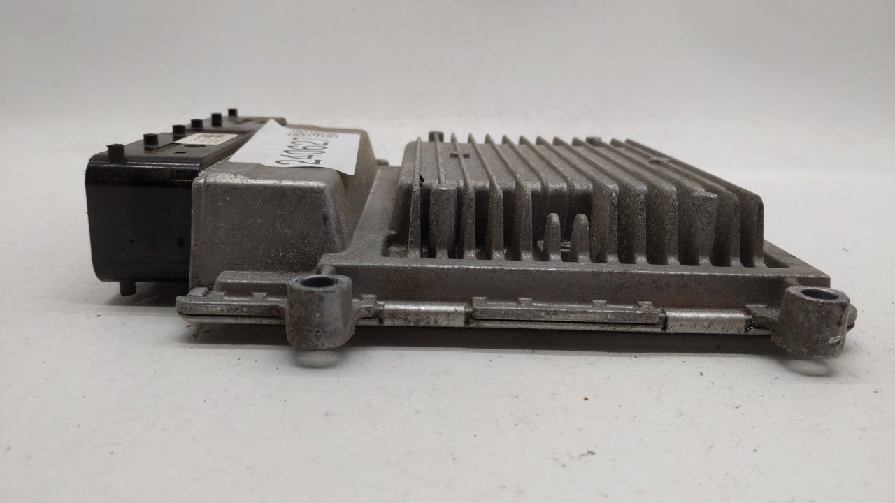 2015 Hyundai Elantra PCM Engine Control Computer ECU ECM PCU OEM P/N:39103-2EMX5 39102-2EMX5 Fits OEM Used Auto Parts - Oemu