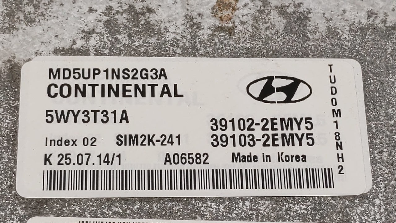 2015 Hyundai Elantra PCM Engine Control Computer ECU ECM PCU OEM P/N:39100-2EMY5 39101-2EMY5 Fits OEM Used Auto Parts - Oemu