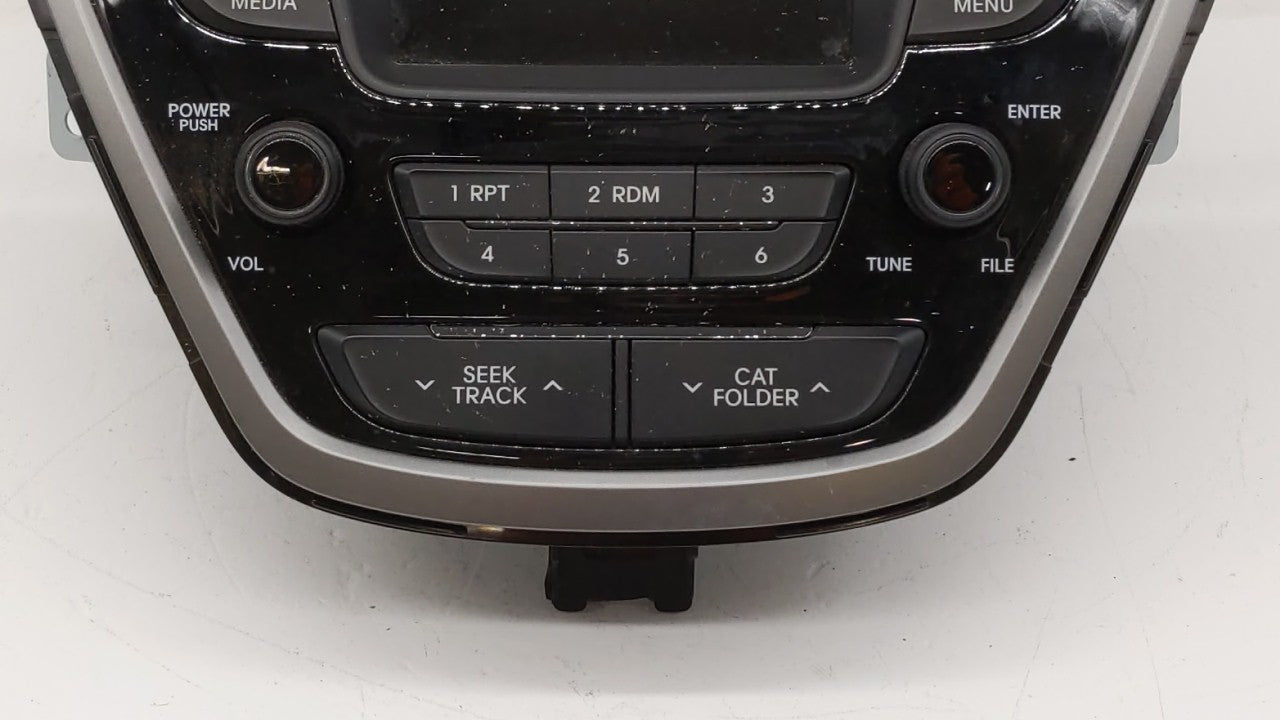 2014-2016 Hyundai Elantra Am Fm Cd Player Radio Receiver - Oemusedautoparts1.com