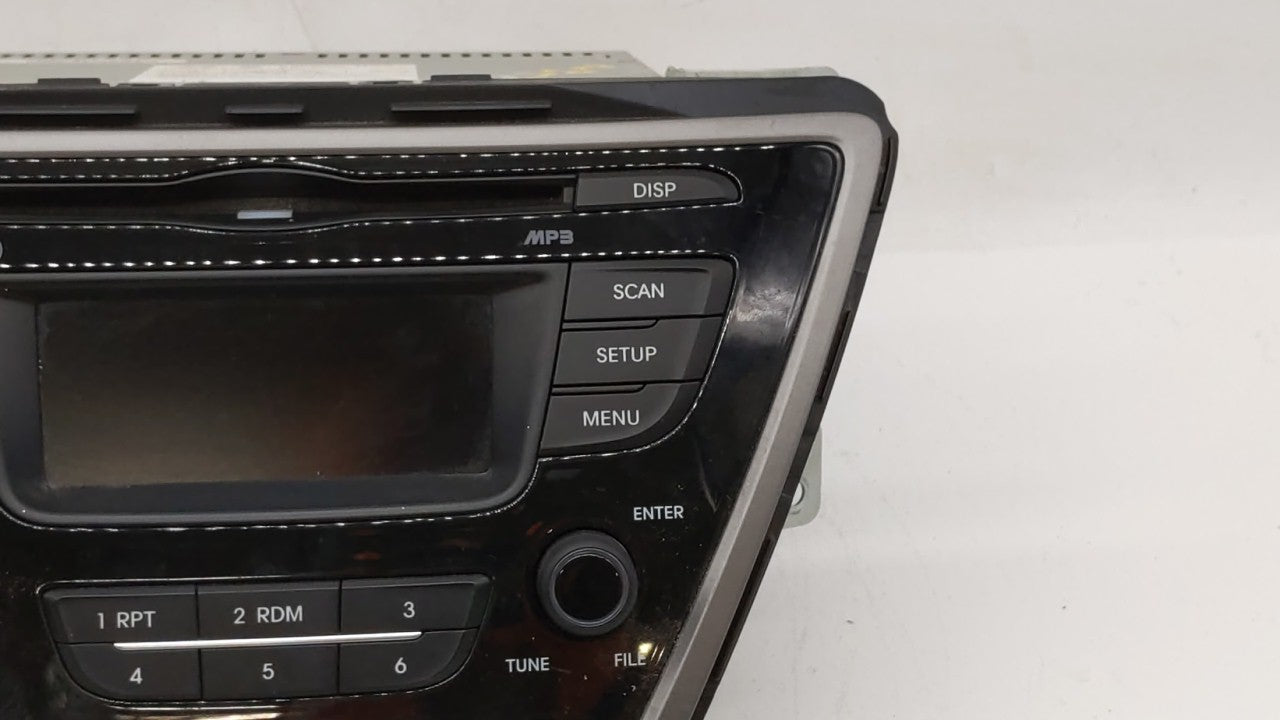 2014-2016 Hyundai Elantra Am Fm Cd Player Radio Receiver - Oemusedautoparts1.com