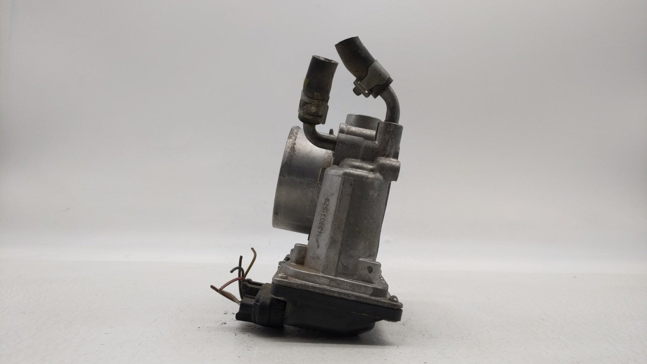 2011-2018 Hyundai Elantra Throttle Body P/N:35100-2E000 Fits Fits 2011 2012 2013 2014 2015 2016 2017 2018 2019 OEM Used Auto