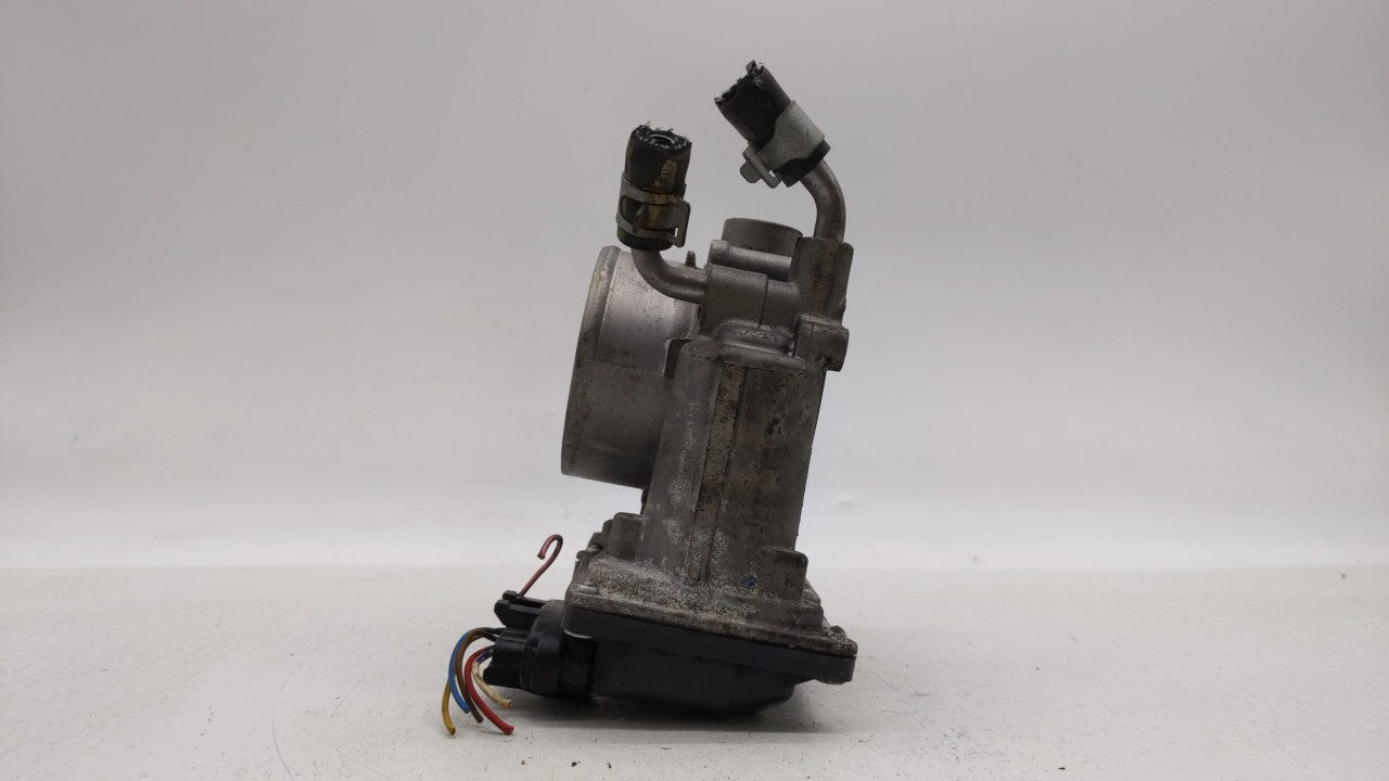 2011-2018 Hyundai Elantra Throttle Body P/N:35100-2E000 Fits Fits 2011 2012 2013 2014 2015 2016 2017 2018 2019 OEM Used Auto