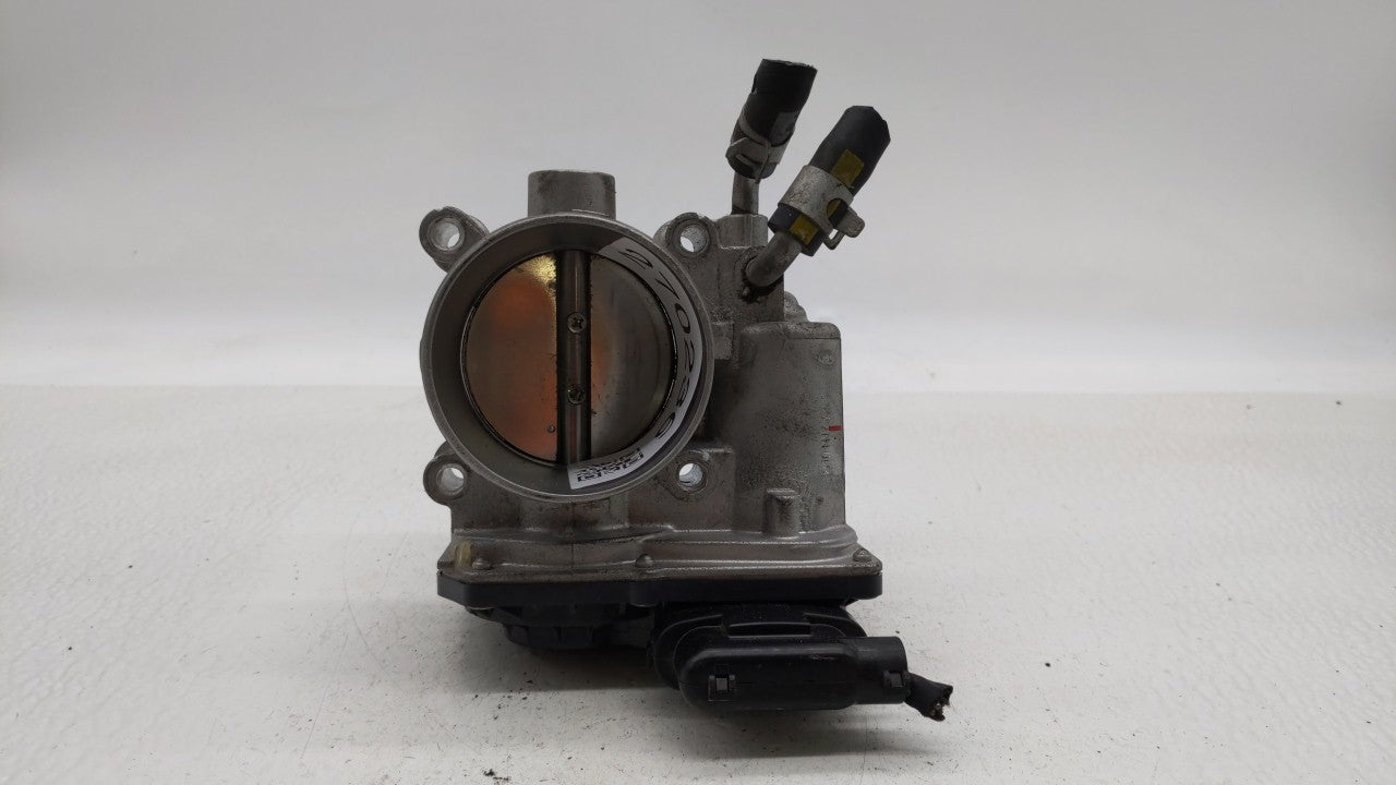 2011-2018 Hyundai Elantra Throttle Body P/N:35100-2E000 Fits Fits 2011 2012 2013 2014 2015 2016 2017 2018 2019 OEM Used Auto
