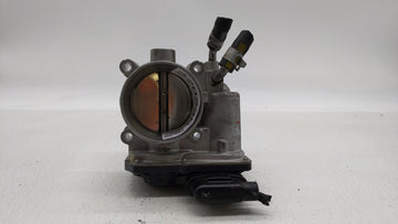 2011-2018 Hyundai Elantra Throttle Body P/N:35100-2E000 Fits Fits 2011 2012 2013 2014 2015 2016 2017 2018 2019 OEM Used Auto