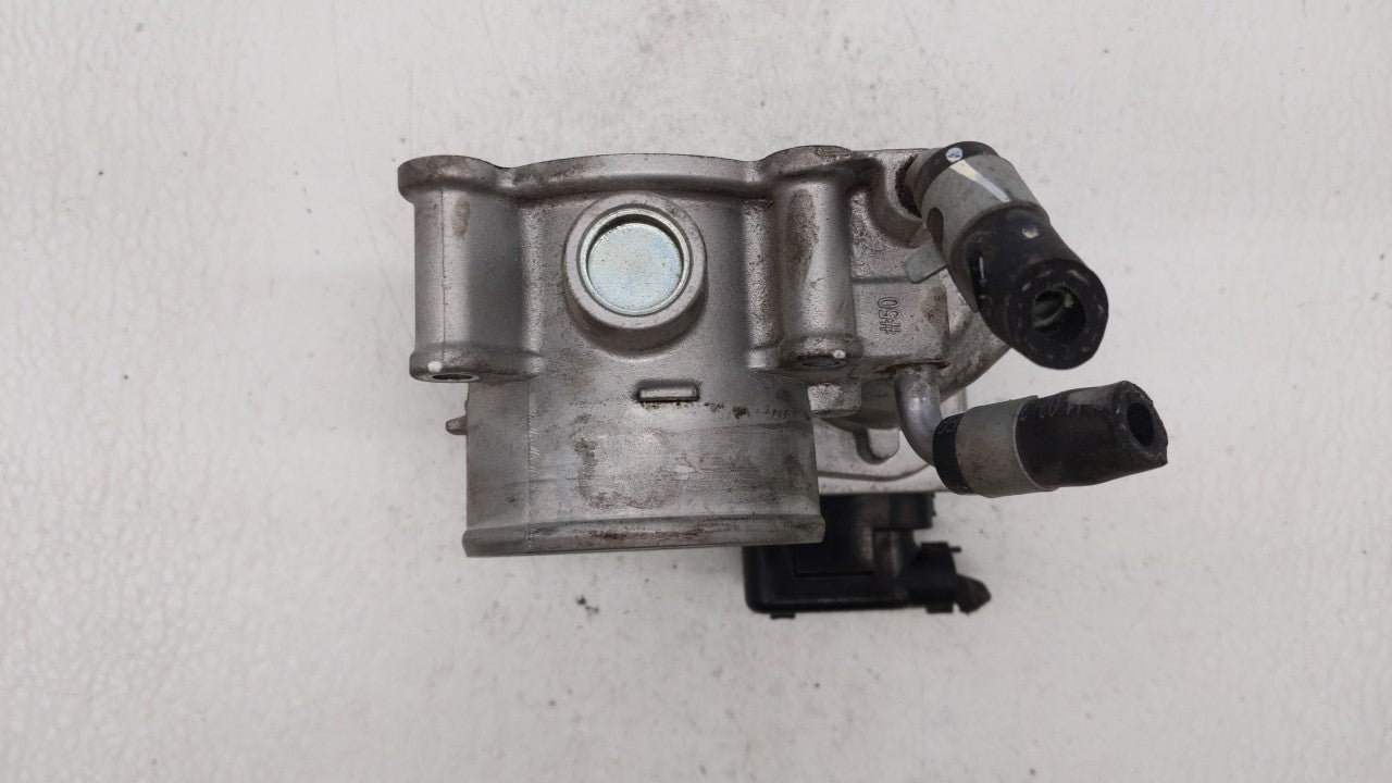2011-2018 Hyundai Elantra Throttle Body P/N:35100-2E000 Fits Fits 2011 2012 2013 2014 2015 2016 2017 2018 2019 OEM Used Auto