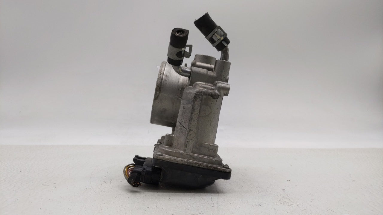 2011-2018 Hyundai Elantra Throttle Body P/N:35100-2E000 Fits Fits 2011 2012 2013 2014 2015 2016 2017 2018 2019 OEM Used Auto