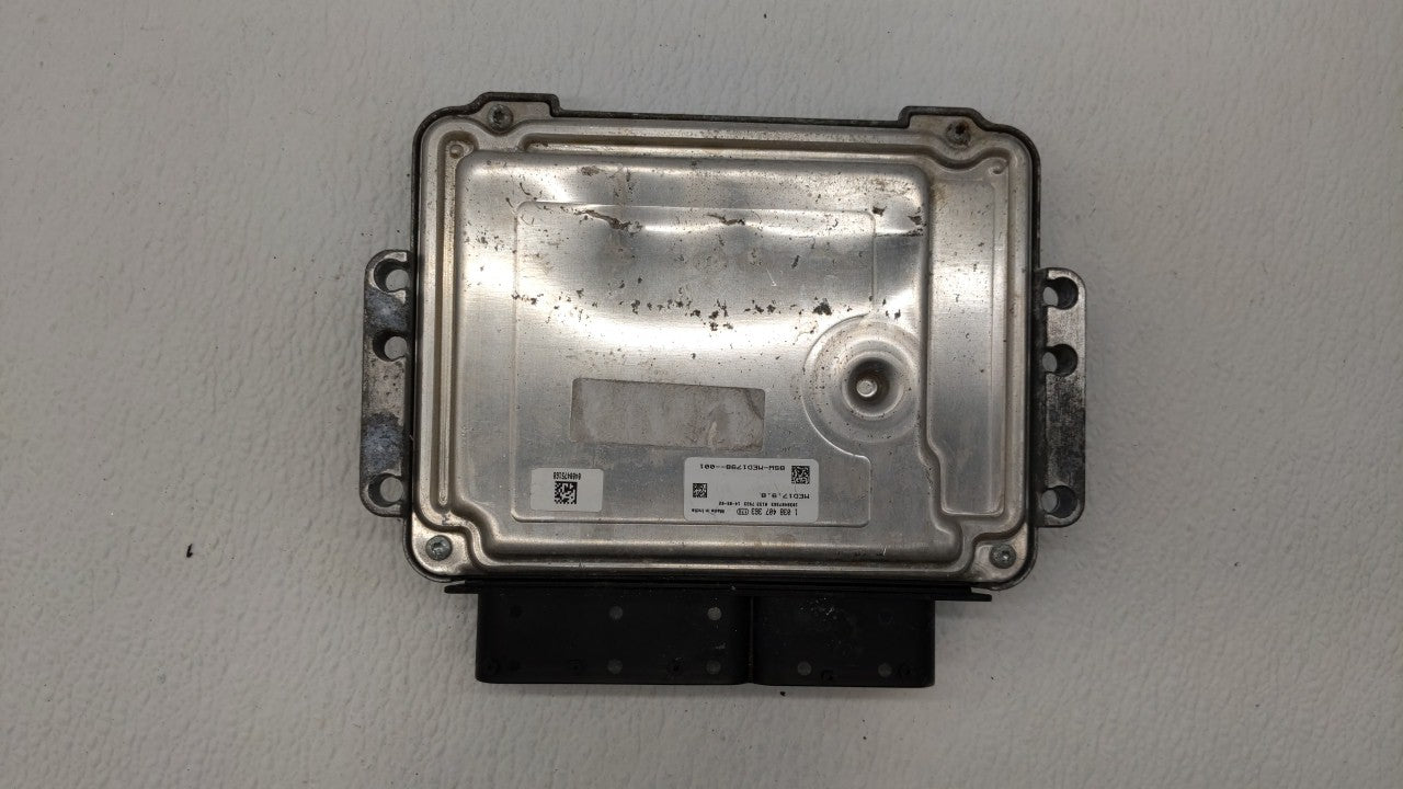2014-2016 Hyundai Elantra PCM Engine Control Computer ECU ECM PCU OEM P/N:39135-2EMA1 Fits Fits 2014 2015 2016 OEM Used Auto