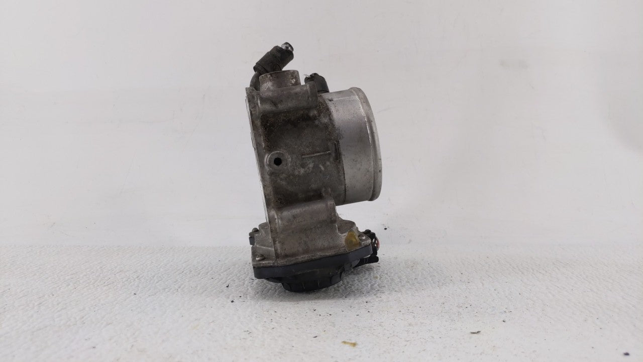 2011-2018 Hyundai Elantra Throttle Body P/N:35100-2E000 Fits Fits 2011 2012 2013 2014 2015 2016 2017 2018 2019 OEM Used Auto