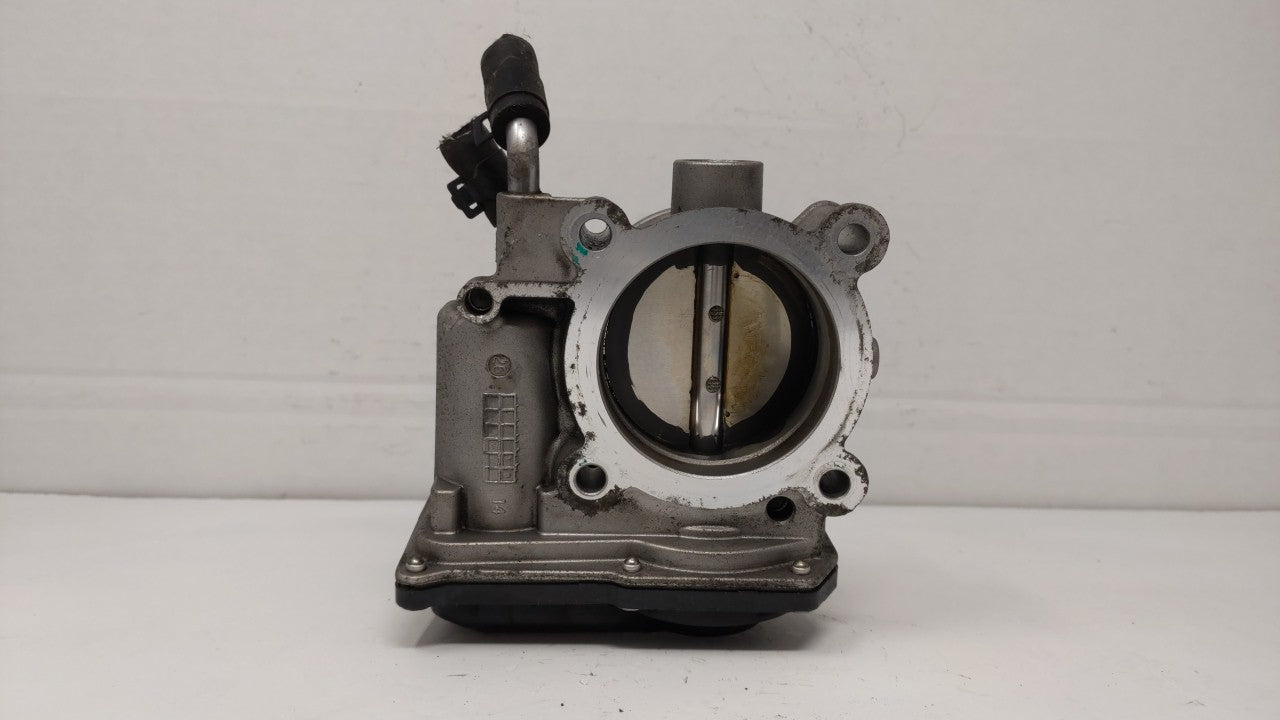2011-2018 Hyundai Elantra Throttle Body P/N:35100-2E000 Fits Fits 2011 2012 2013 2014 2015 2016 2017 2018 2019 OEM Used Auto