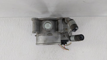 2011-2018 Hyundai Elantra Throttle Body P/N:35100-2E710 35100-2E000 Fits Fits 2011 2012 2013 2014 2015 2016 2017 2018 2019 OEM Used Auto Parts