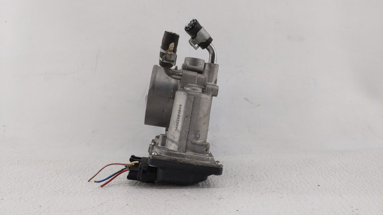 2011-2018 Hyundai Elantra Throttle Body P/N:35100-2E710 35100-2E000 Fits Fits 2011 2012 2013 2014 2015 2016 2017 2018 2019 O