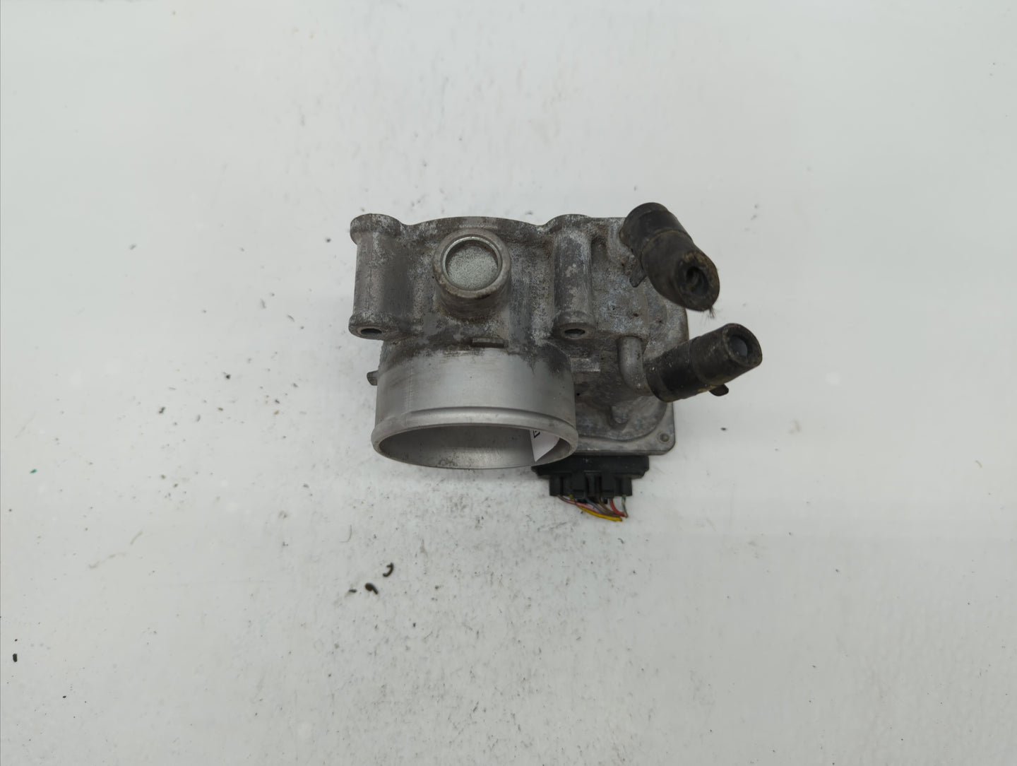 2011-2018 Hyundai Elantra Throttle Body P/N:35100-2E710 35100-2E000 Fits Fits 2011 2012 2013 2014 2015 2016 2017 2018 2019 O