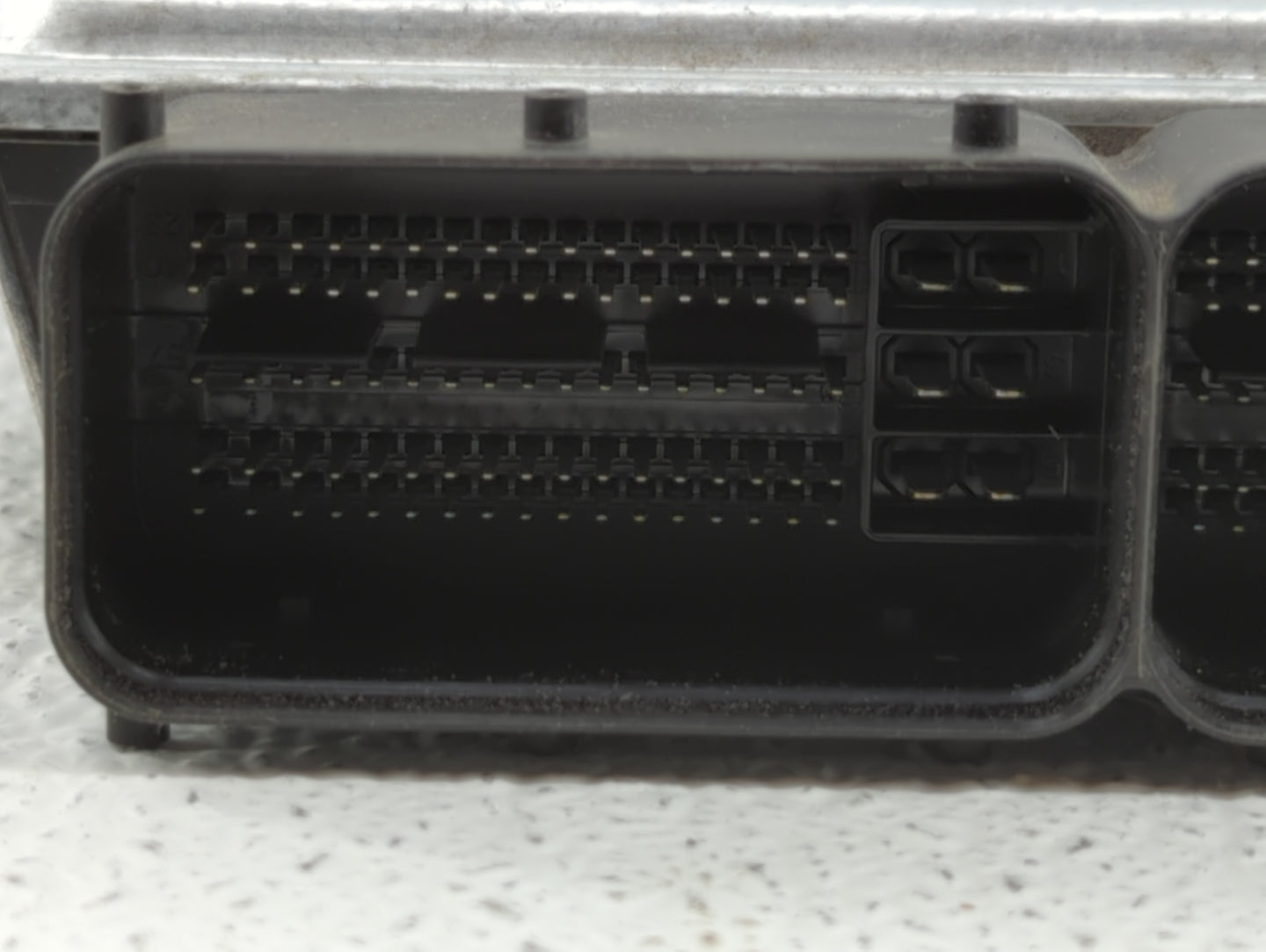2015 Hyundai Elantra PCM Engine Control Computer ECU ECM PCU OEM P/N:39102-2EMW5 39103-2EMW5 Fits OEM Used Auto Parts - Oemu
