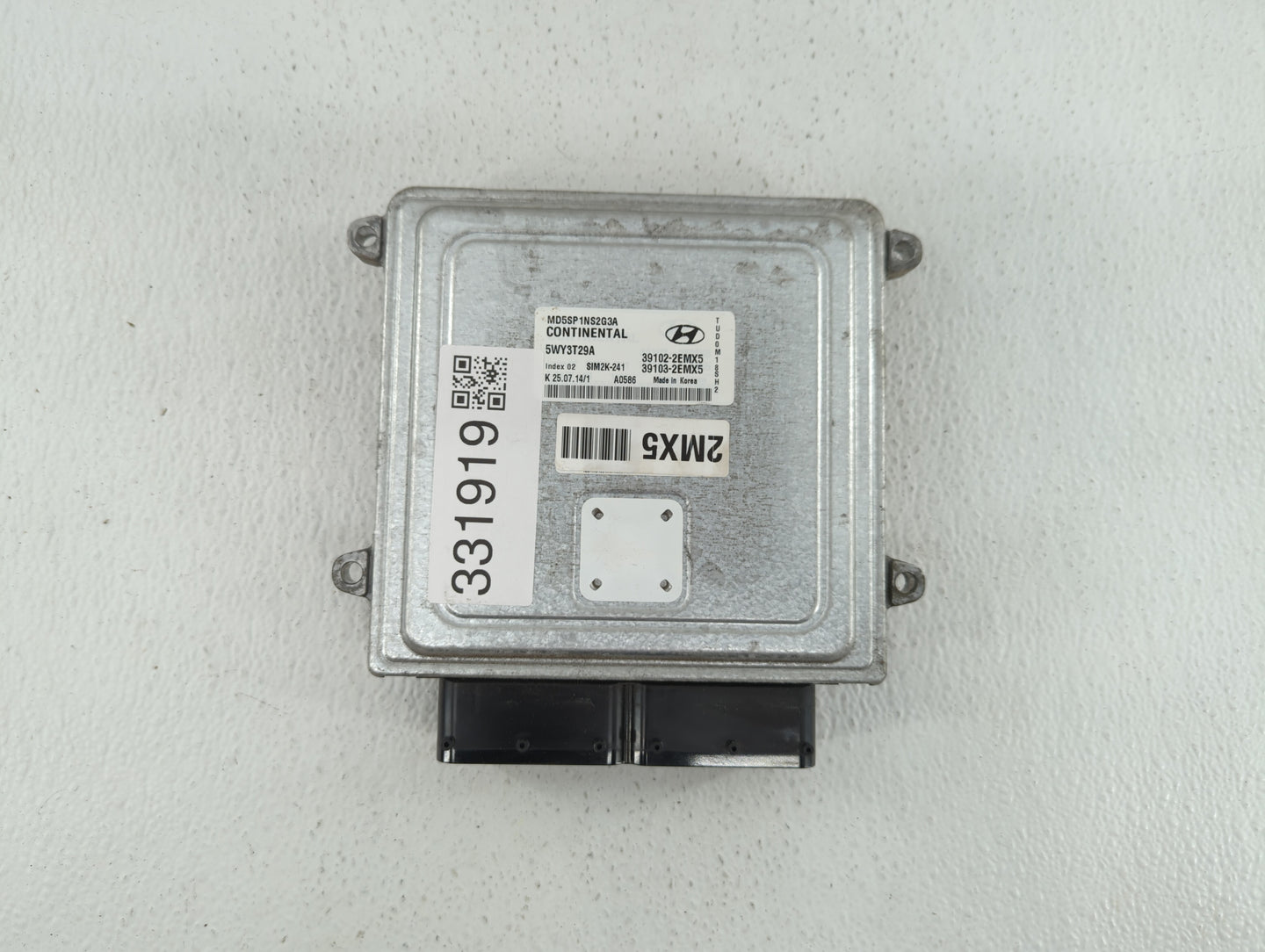 2015 Hyundai Elantra PCM Engine Control Computer ECU ECM PCU OEM P/N:39103-2EMX5 39102-2EMX5 Fits OEM Used Auto Parts - Oemu