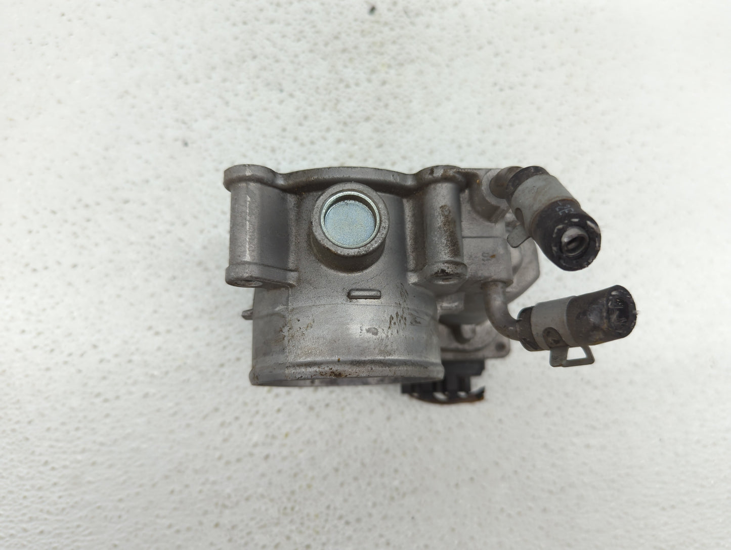 2011-2018 Hyundai Elantra Throttle Body P/N:35100-2E000 1302150124 Fits Fits 2011 2012 2013 2014 2015 2016 2017 2018 2019 OE