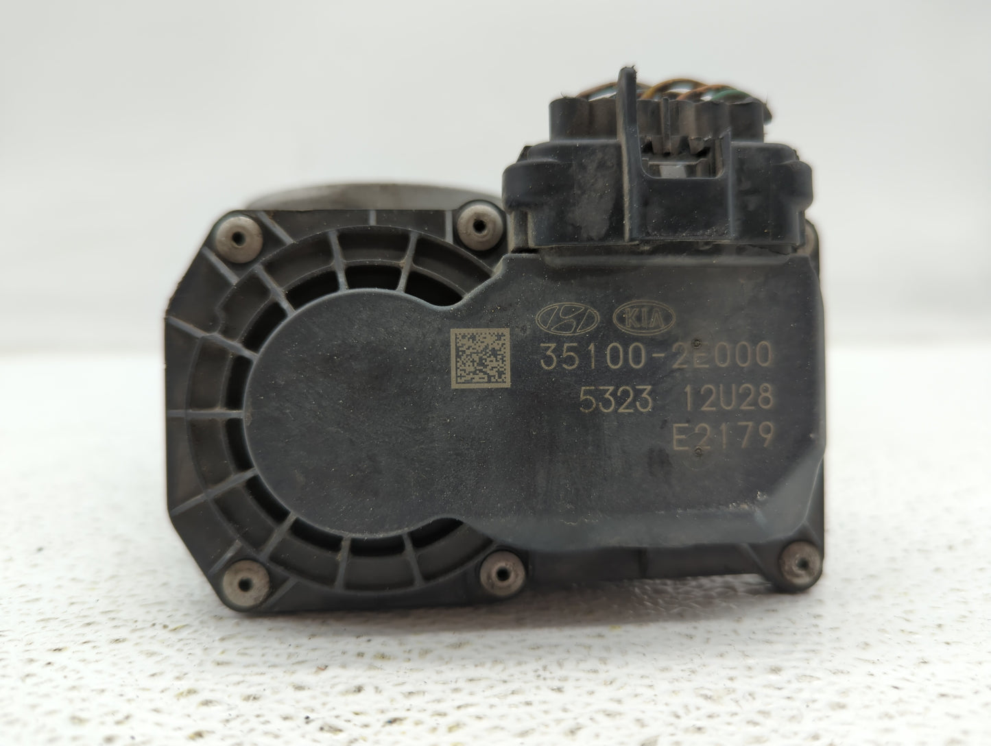 2011-2018 Hyundai Elantra Throttle Body P/N:35100-2E000 1302150124 Fits Fits 2011 2012 2013 2014 2015 2016 2017 2018 2019 OE