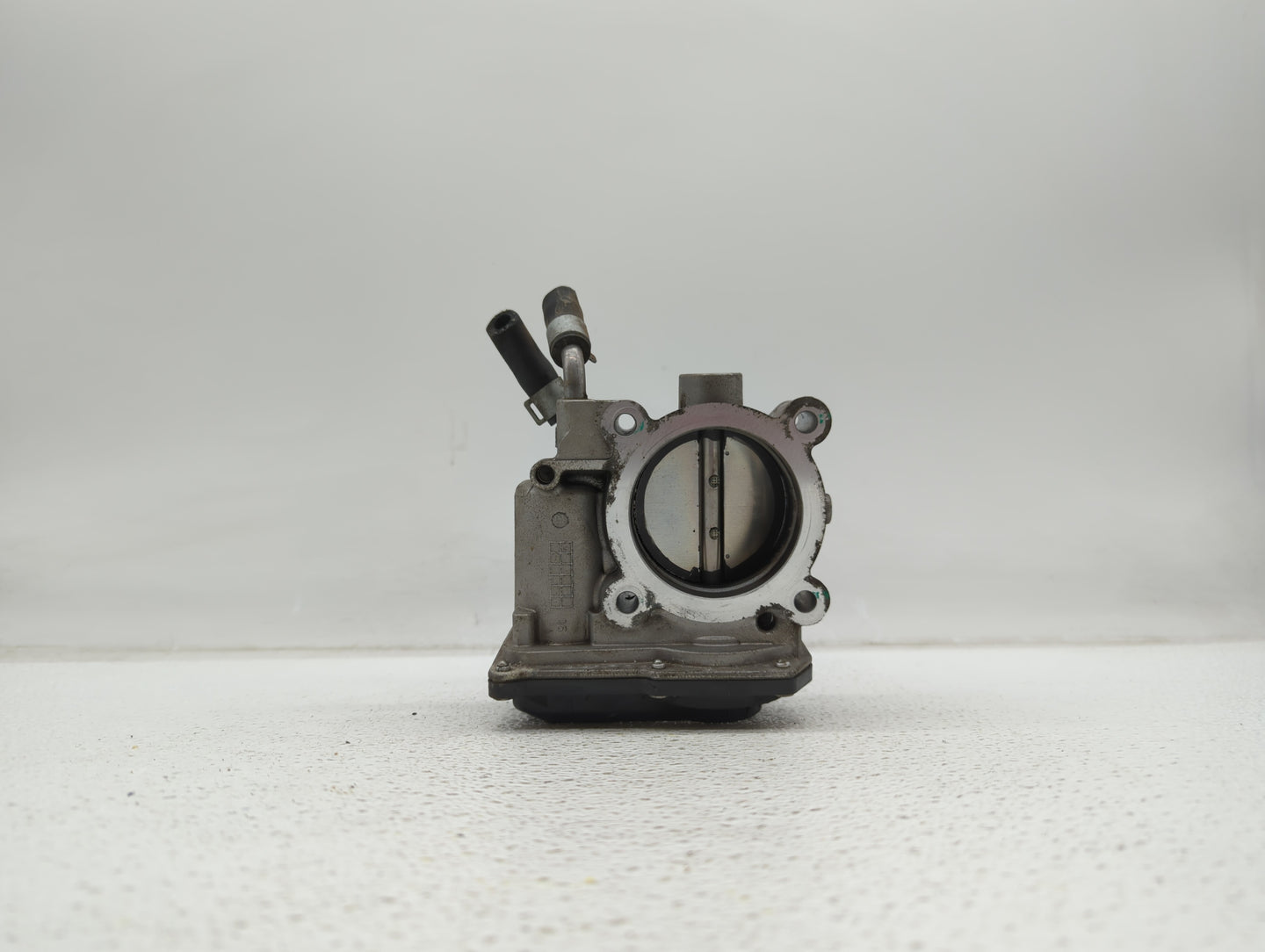 2011-2018 Hyundai Elantra Throttle Body P/N:35100-2E000 1302150124 Fits Fits 2011 2012 2013 2014 2015 2016 2017 2018 2019 OE