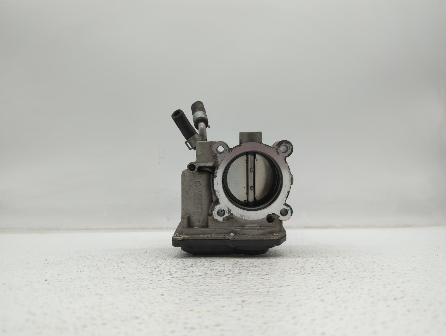 2011-2018 Hyundai Elantra Throttle Body P/N:35100-2E000 1302150124 Fits Fits 2011 2012 2013 2014 2015 2016 2017 2018 2019 OE