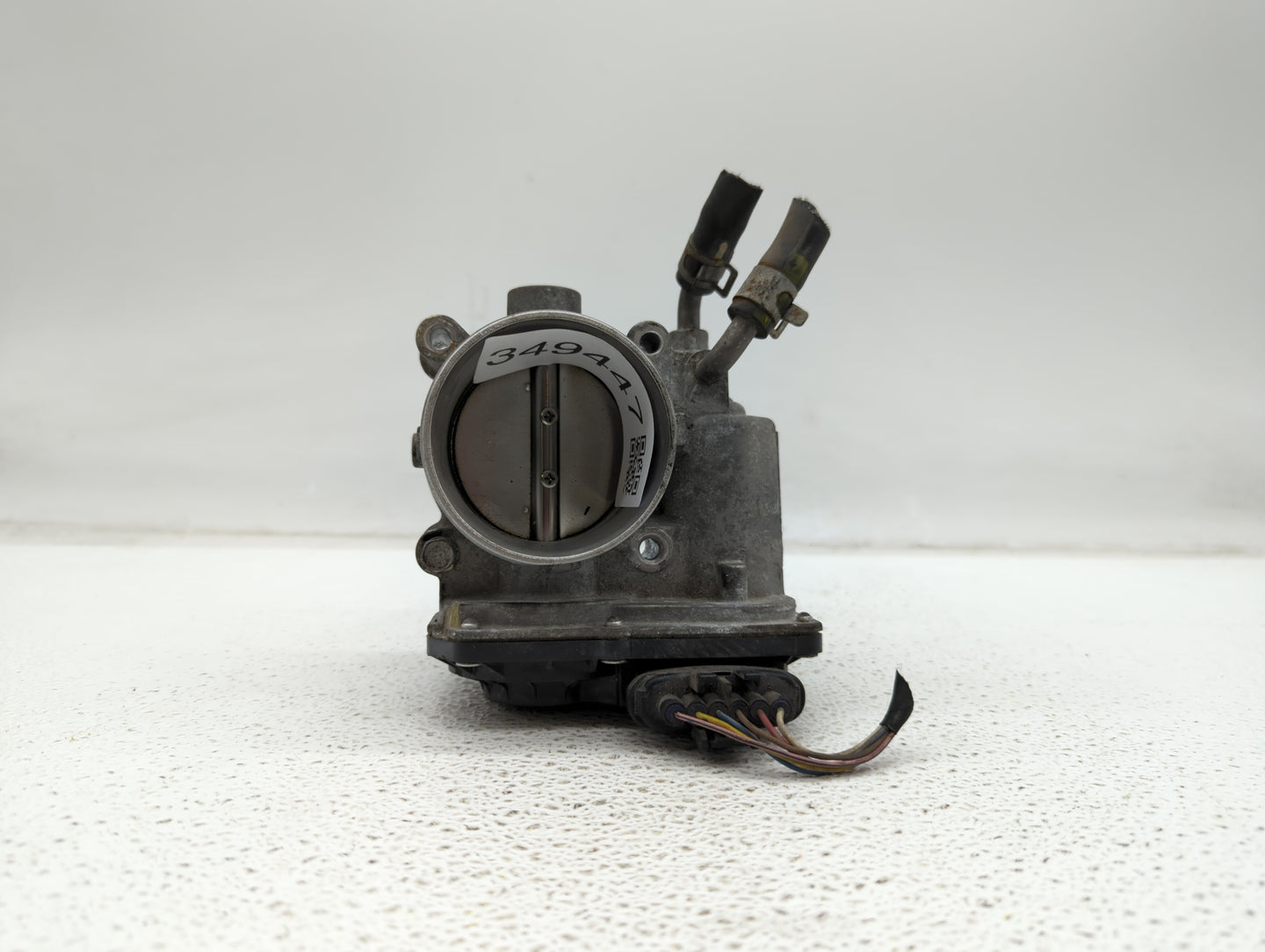 2011-2018 Hyundai Elantra Throttle Body P/N:35100-2E000 1302150124 Fits Fits 2011 2012 2013 2014 2015 2016 2017 2018 2019 OE