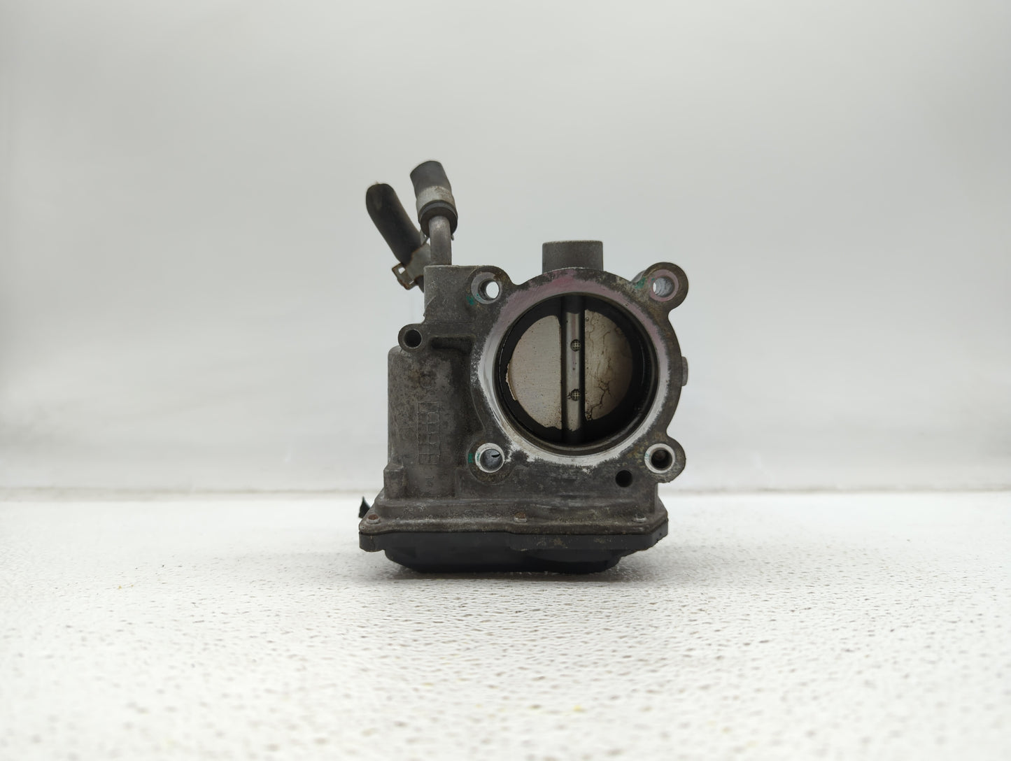 2011-2018 Hyundai Elantra Throttle Body P/N:35100-2E000 1302150124 Fits Fits 2011 2012 2013 2014 2015 2016 2017 2018 2019 OE