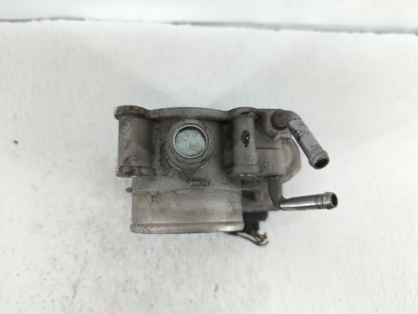 2011-2018 Hyundai Elantra Throttle Body P/N:35100-2E000 1302150124 Fits Fits 2011 2012 2013 2014 2015 2016 2017 2018 2019 OE