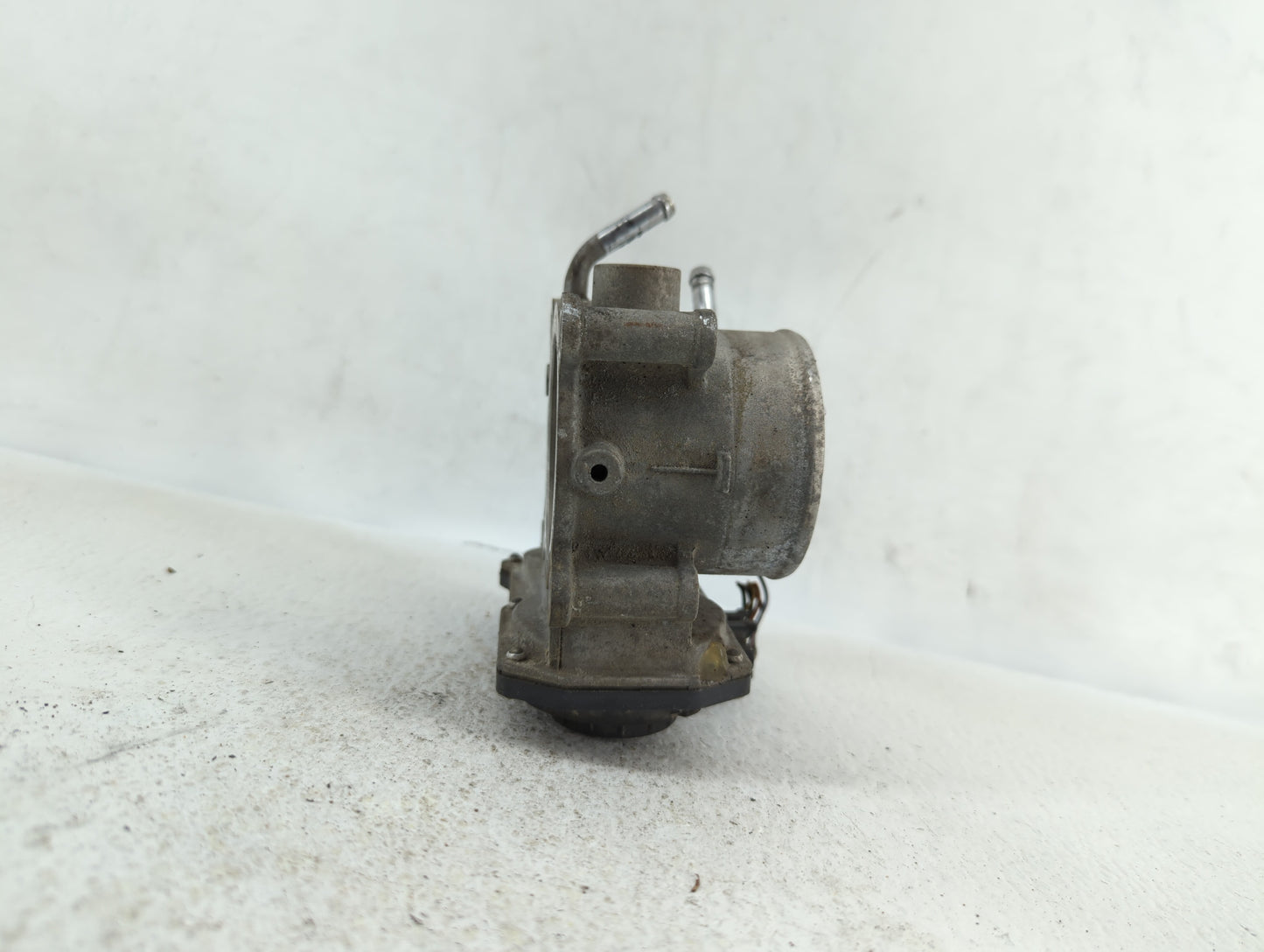 2011-2018 Hyundai Elantra Throttle Body P/N:35100-2E000 1302150124 Fits Fits 2011 2012 2013 2014 2015 2016 2017 2018 2019 OE